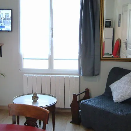 Confortable Avec Wifi, Au Coeur D'un Village Typique Pres De Berce - Fr-1-410-225 Сasa de vacaciones Montreuil-le-Henri